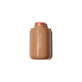 rhode Pocket Blush en el tono Freckle